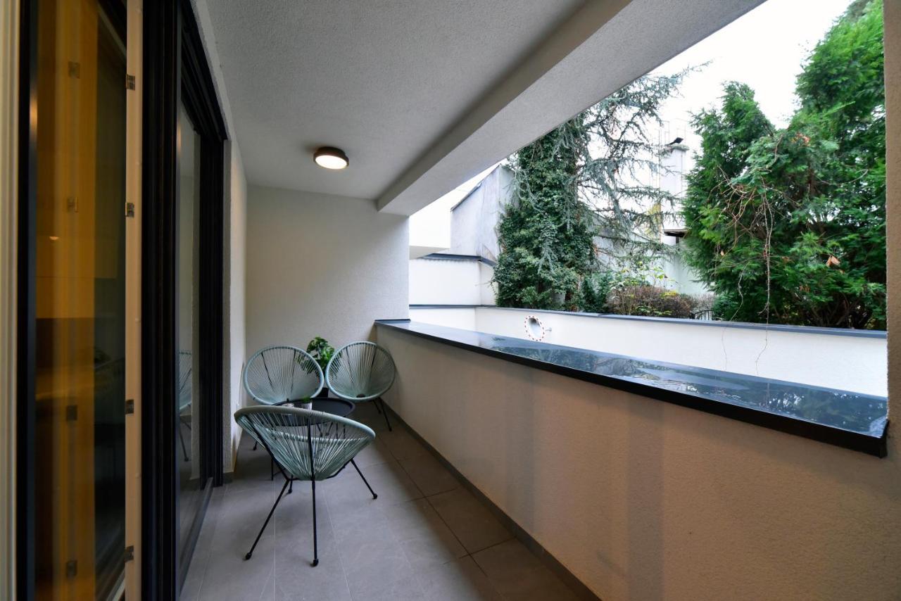 Ophelia Apartment With Parking Zagabria Esterno foto