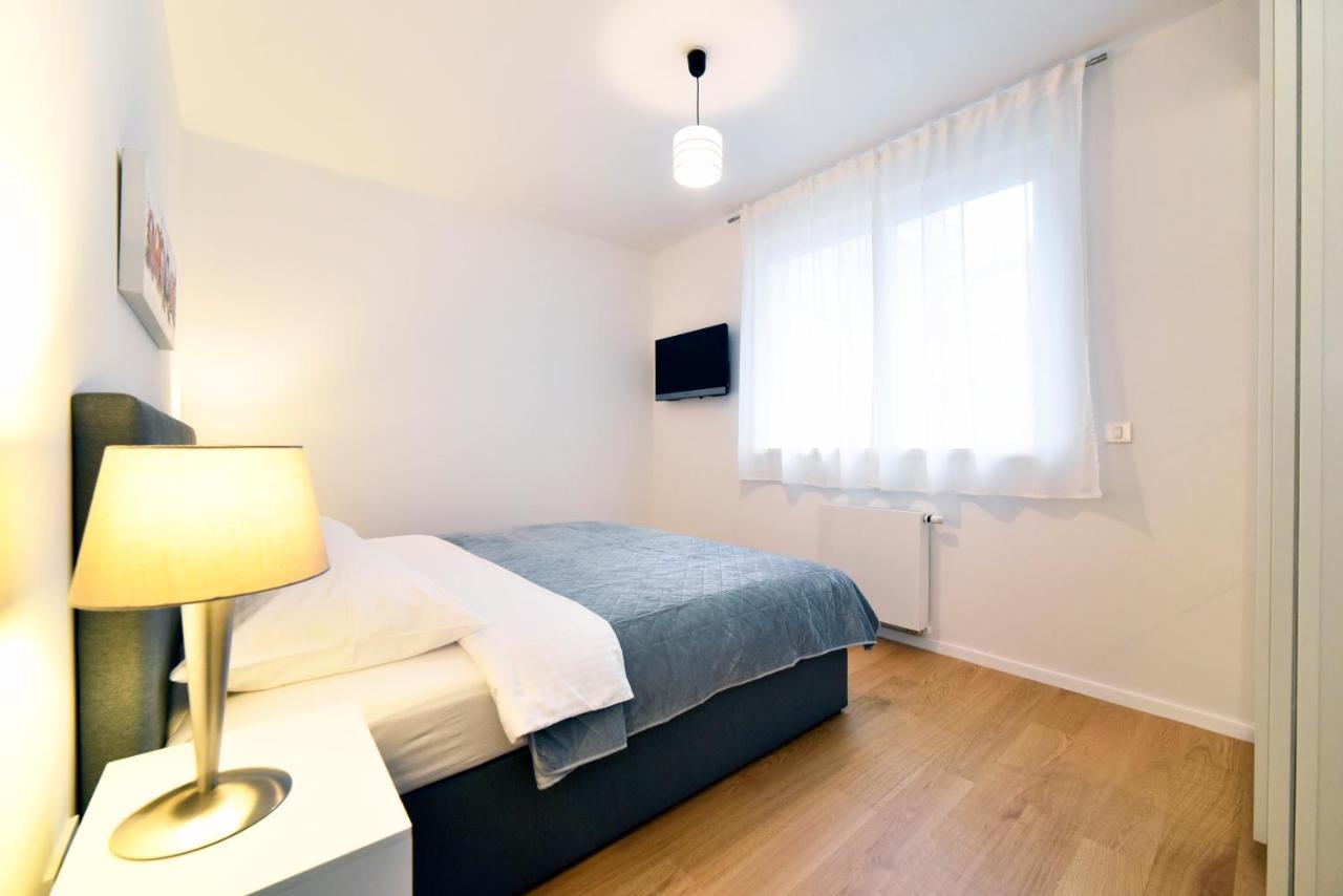 Ophelia Apartment With Parking Zagabria Esterno foto